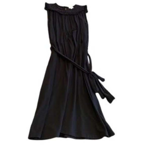 Ella Moss Dresses & Skirts - Ella Moss Eyelet Lace Trim Ruffle Stretch Dress